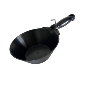 Bucket Scoops & Hawks